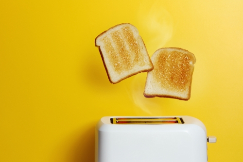 Öko-Test untersucht Toastbrot: Verunreinigungen mit Mineralölen (MOSH/ MOAH), Pestiziden und Acrylamid