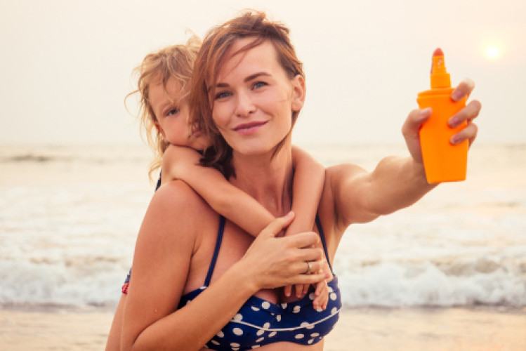 Abgelaufene Sonnenschutzcremes nicht mehr benutzen Abgelaufene Sonnenschutzcremes nicht mehr benutzen