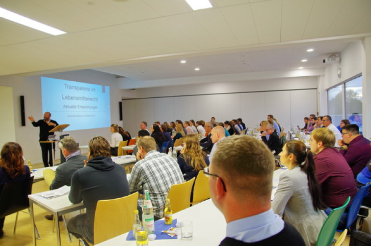 BAV Lebensmittelsymposium 2019 – zwei Tage rund um die Themen Lebensmittelsicherheit, Krisenmanagement, Testergebnisse Stiftung Warentest, Mikrobiologie, Mineralöle, Food Fraud, Lebensmittelrecht und QM-Standards (IFS, BRC…) BAV Lebensmittelsymposium 2019 – zwei Tage rund um die Themen Lebensmittelsicherheit, Krisenmanagement, Testergebnisse Stiftung Warentest, Mikrobiologie, Mineralöle, Food Fraud, Lebensmittelrecht und QM-Standards (IFS, BRC…)
