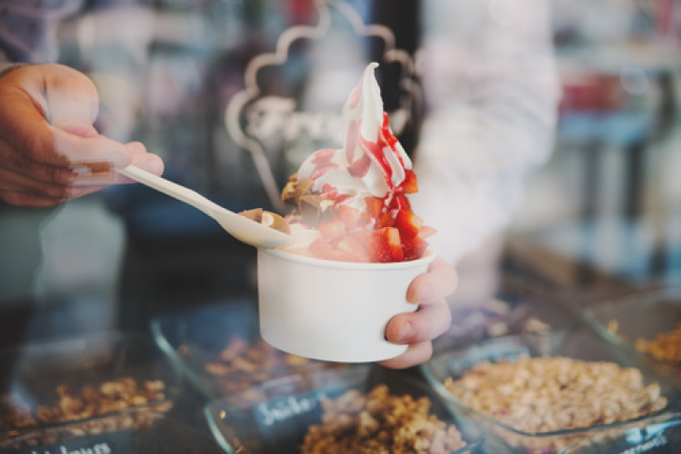 Erfüllt ein „Frozen Yogurt“ die Anforderungen an ein Speiseeis? Erfüllt ein „Frozen Yogurt“ die Anforderungen an ein Speiseeis?