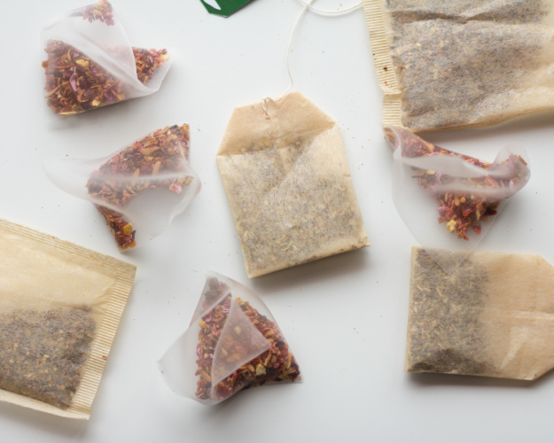 Mikroplastik in Teebeuteln: Kritik an Studie und Einschätzung durch das BfR Mikroplastik in Teebeuteln: Kritik an Studie und Einschätzung durch das BfR