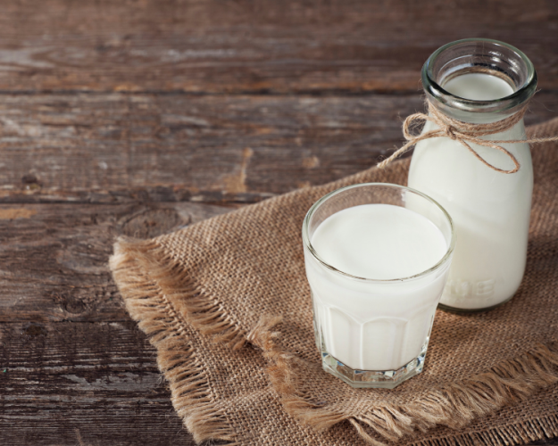 Raw milk praised as a "superfood" - experts warn of health risks Raw milk praised as a "superfood" - experts warn of health risks
